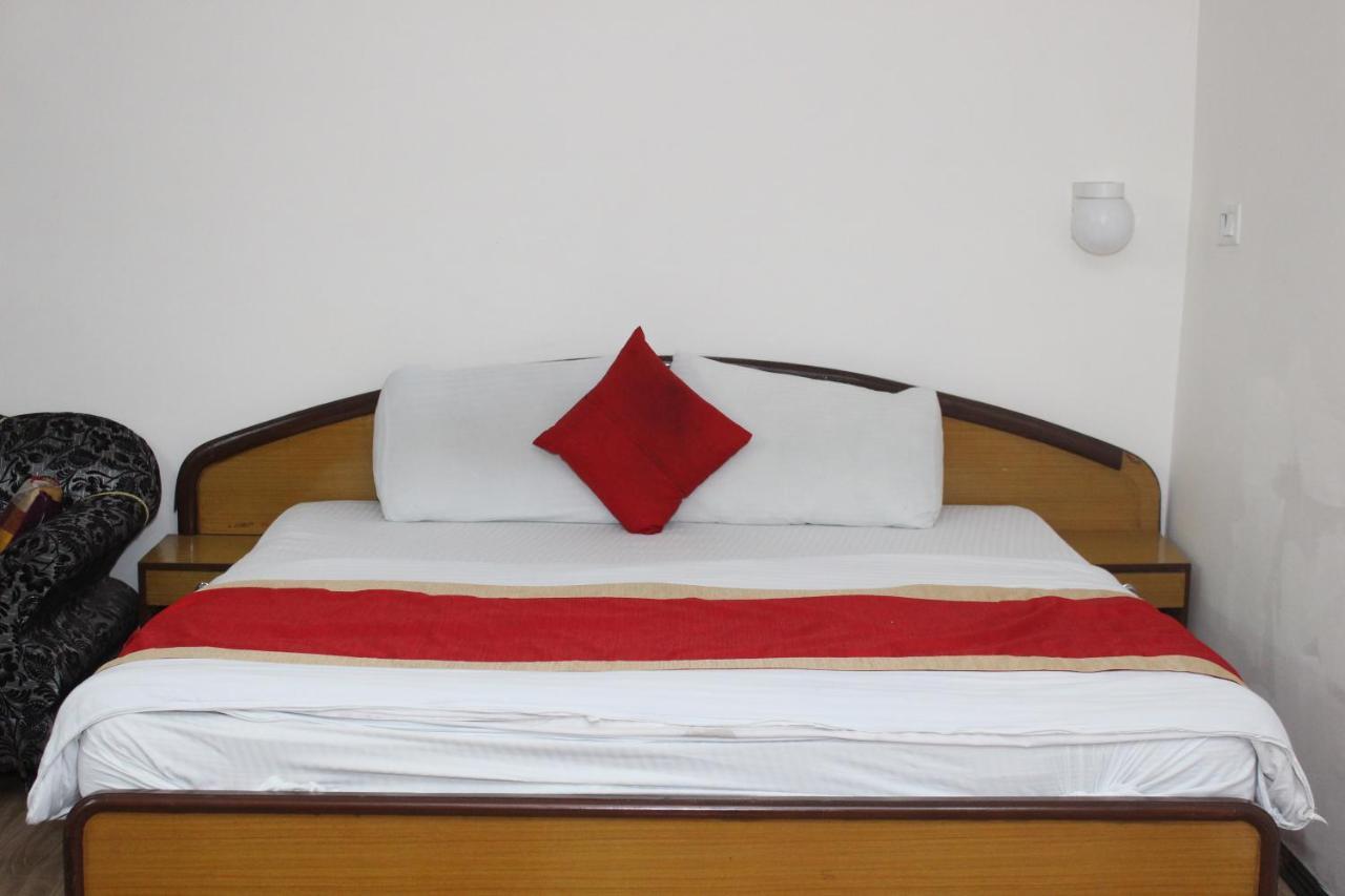 Hotel Dolls Inn Nainital Bagian luar foto