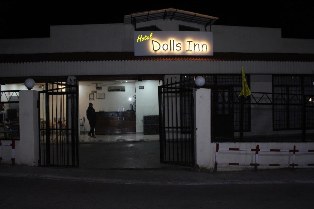 Hotel Dolls Inn Nainital Bagian luar foto