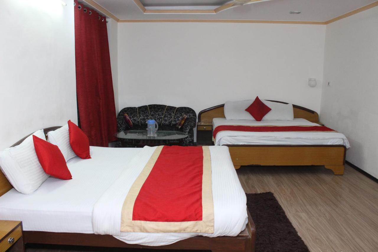 Hotel Dolls Inn Nainital Bagian luar foto