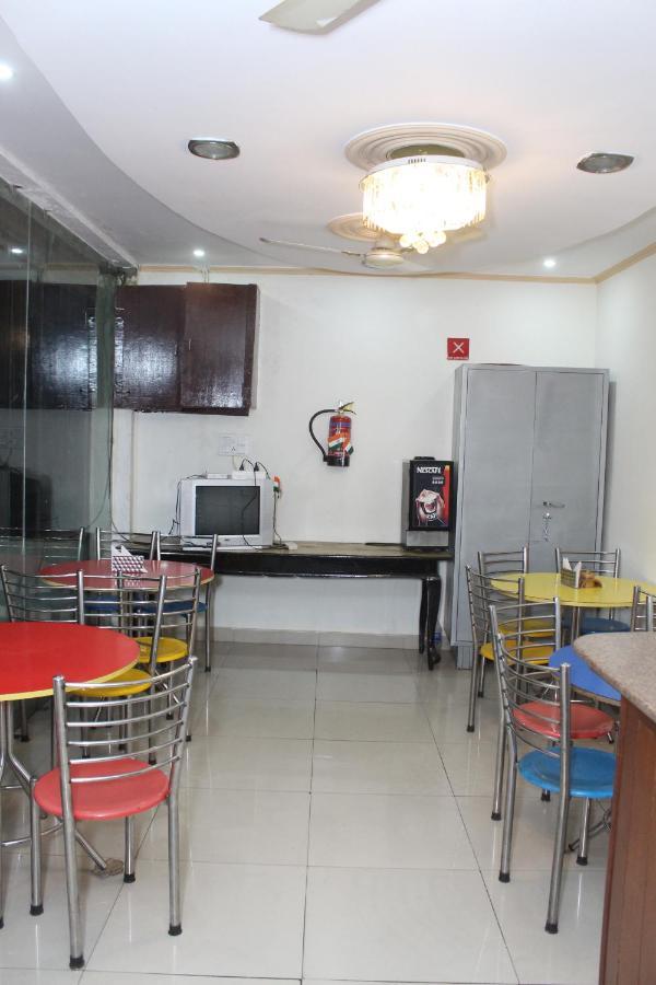 Hotel Dolls Inn Nainital Bagian luar foto
